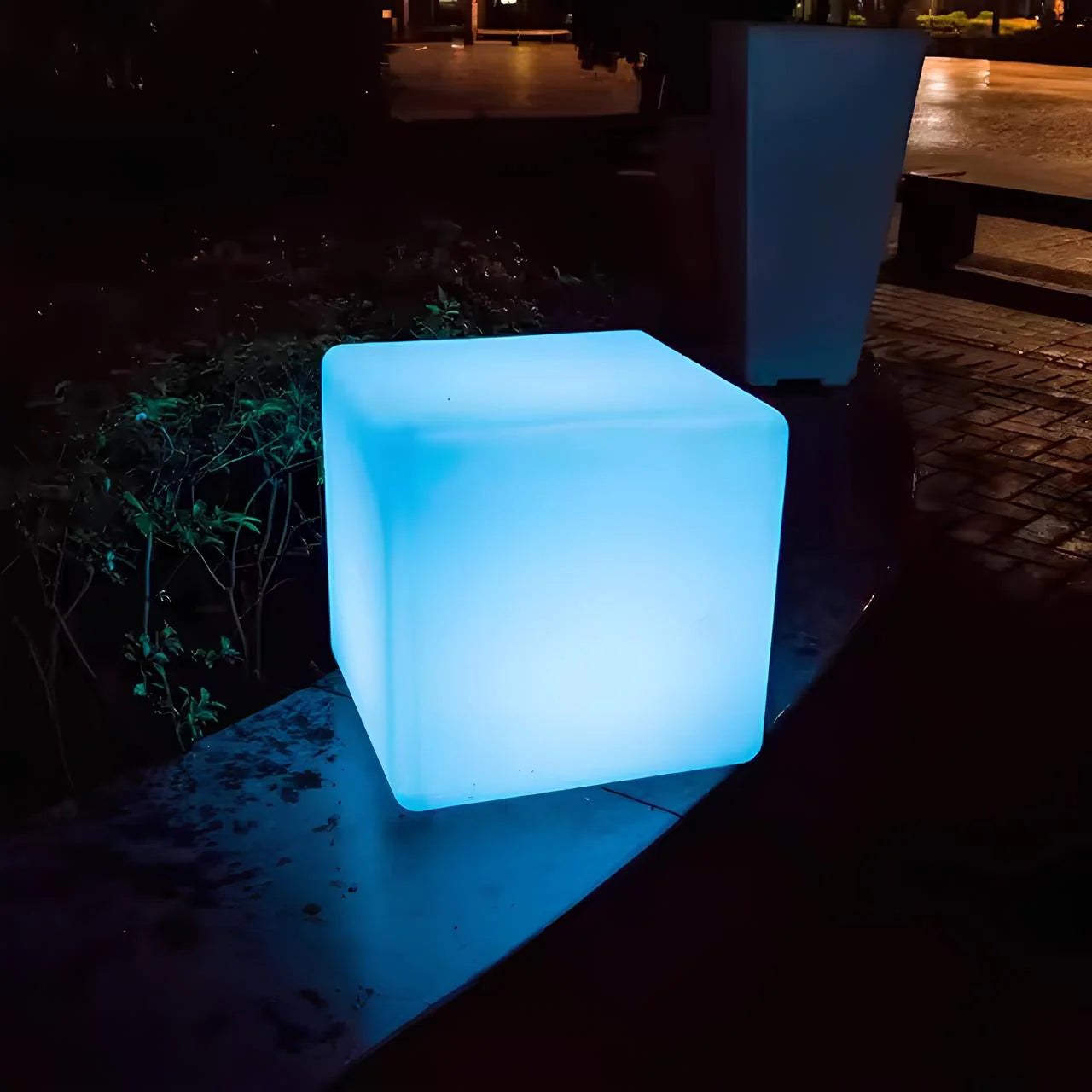 Cube Garden Lamp - Lumacube