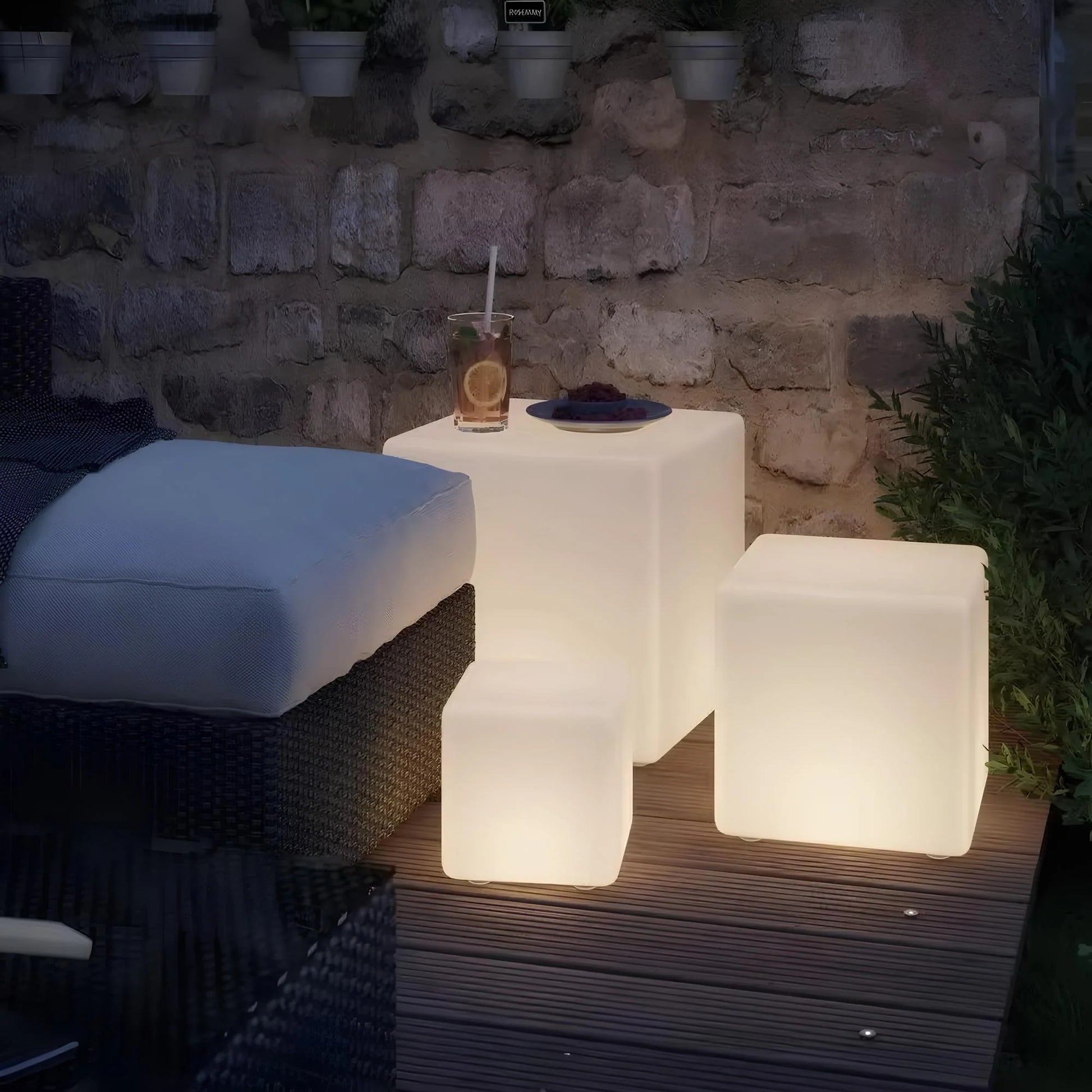 Cube Garden Lamp - Lumacube