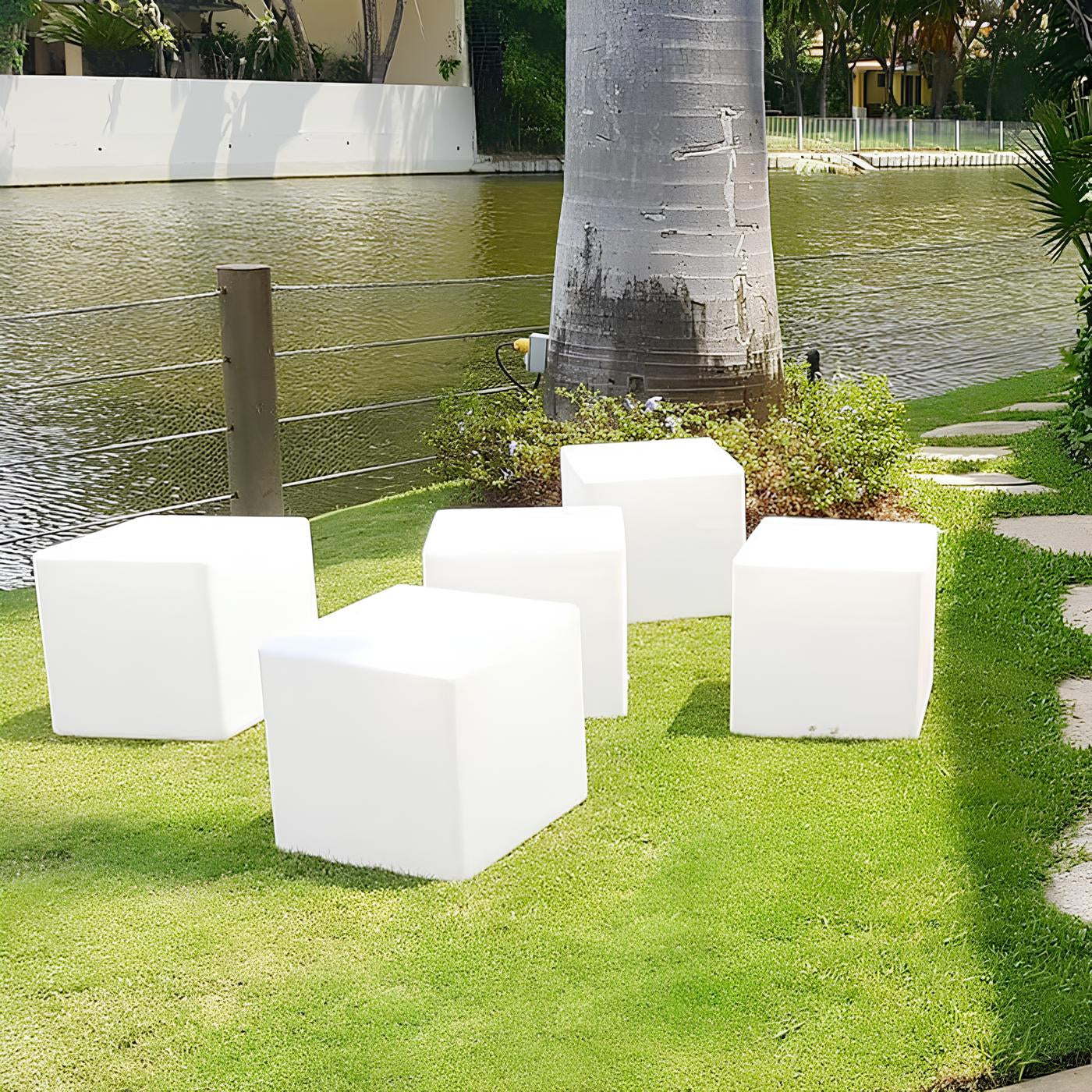 Cube Garden Lamp - Lumacube