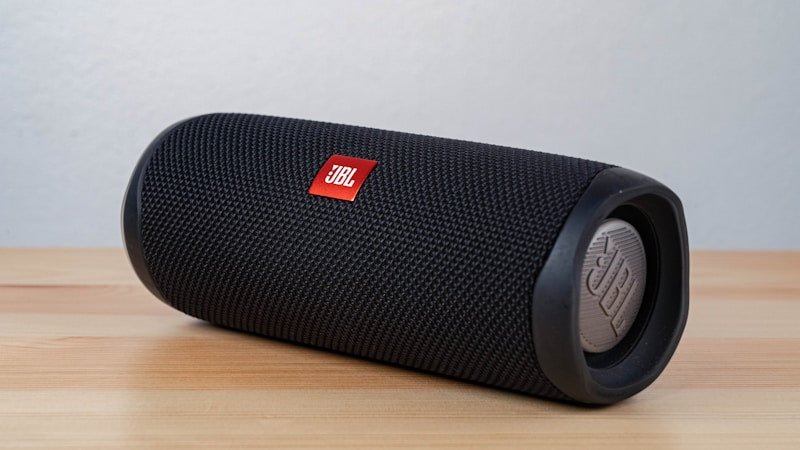Altavoz Bluetooth portátil resistente al agua